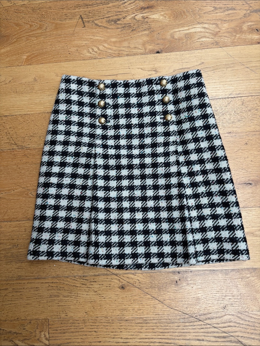 Talbots Miniskirt. Size 6.